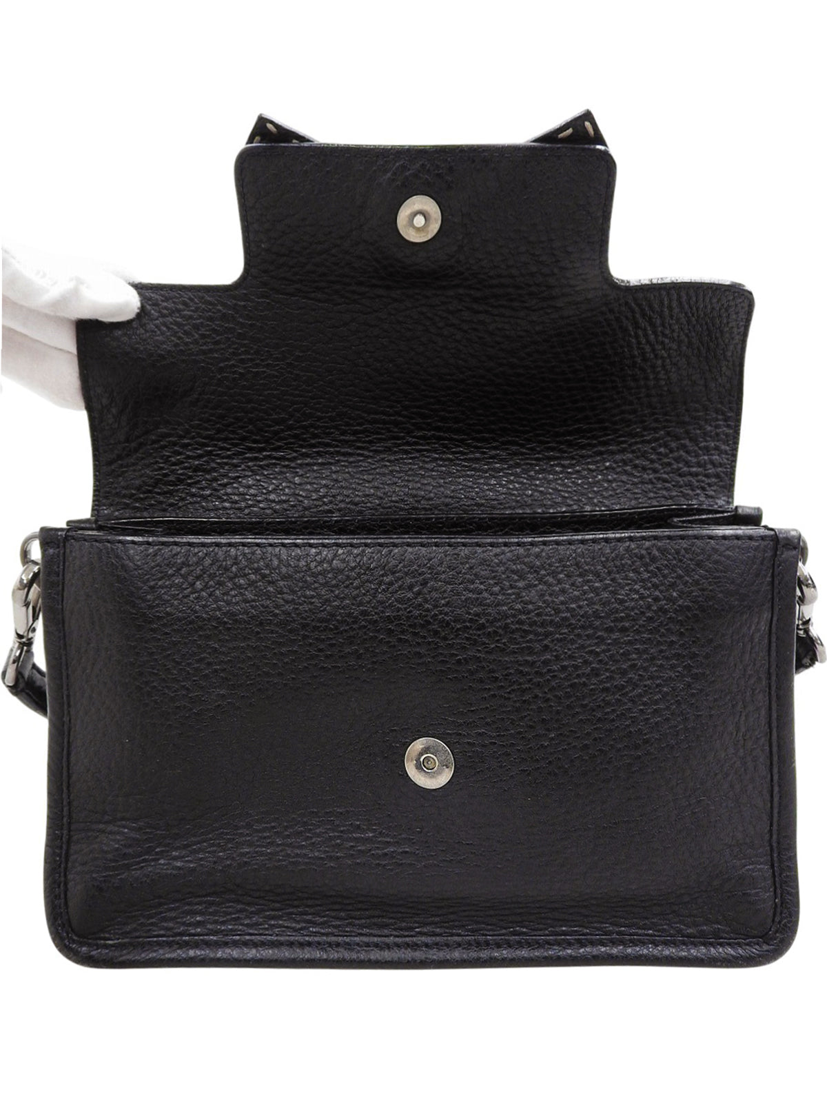 リボンモチーフロゴプレートハンドバッグ ブラック