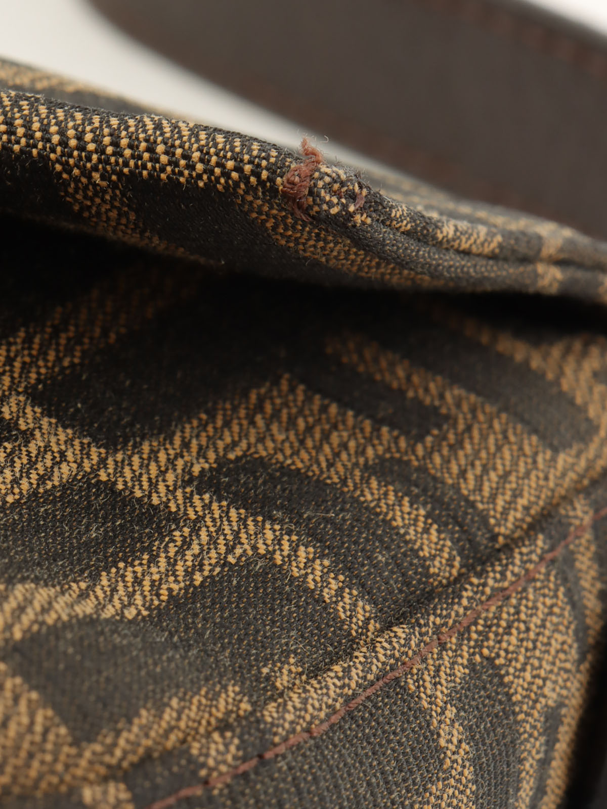 FF Zucca 图案妈妈水桶棕色