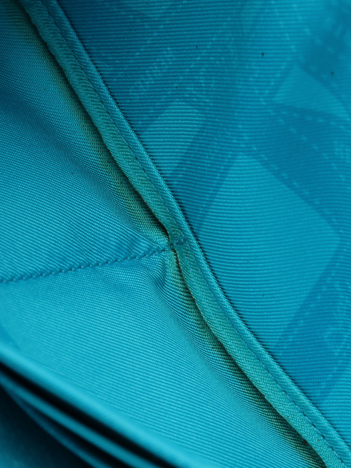 2010 Azap Long Silk In Kiwi
