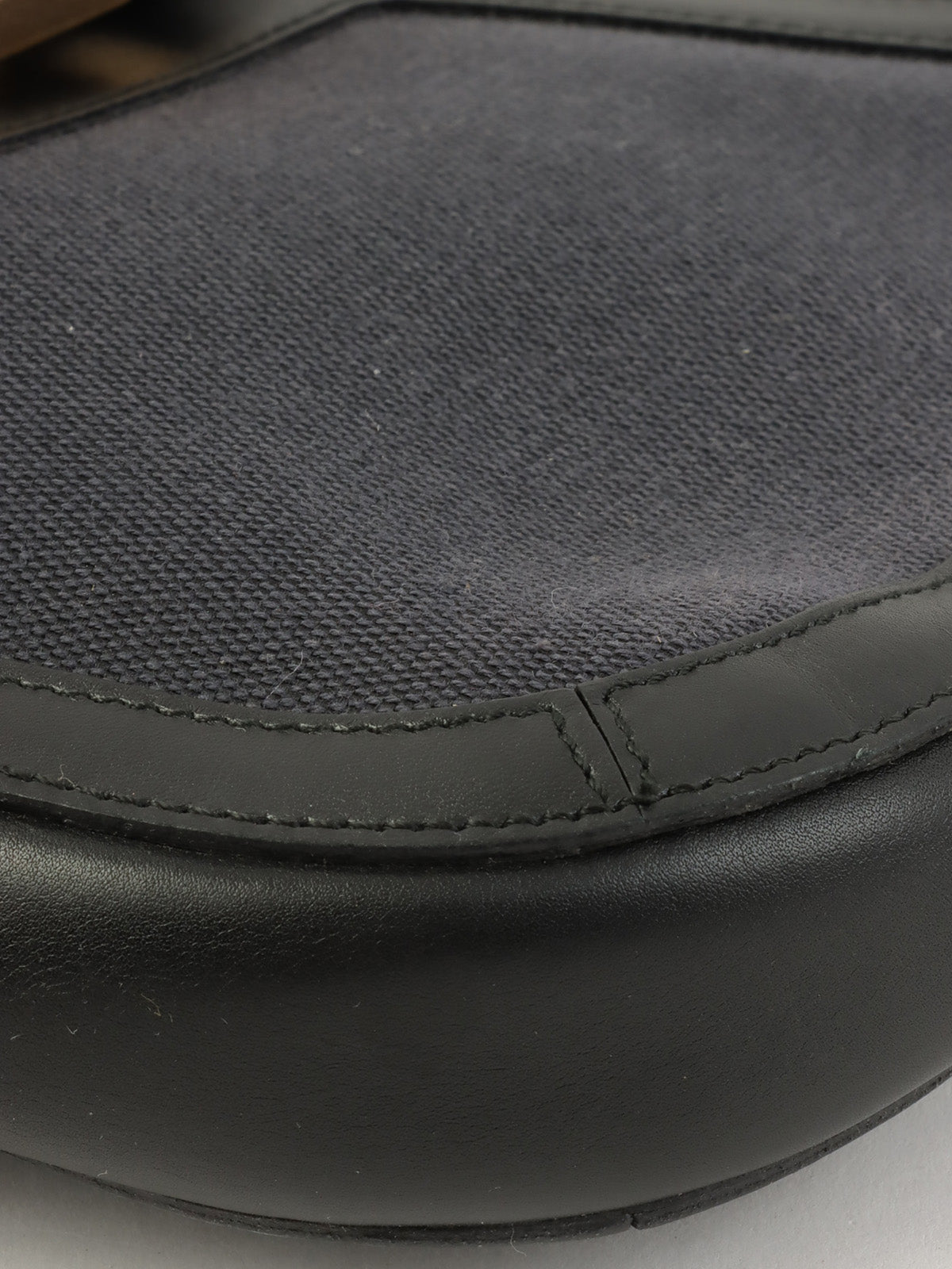 Gロゴプレートショルダーバッグ ネイビー