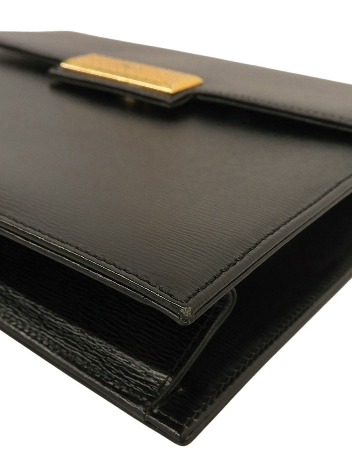 带Logo铭牌的黑色双向包