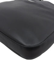 Maris Pearl Logo Plate 单肩包 黑色