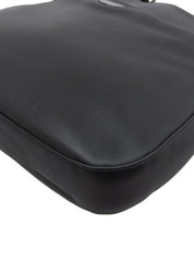 Maris Pearl Logo Plate One Shoulder Bag Black