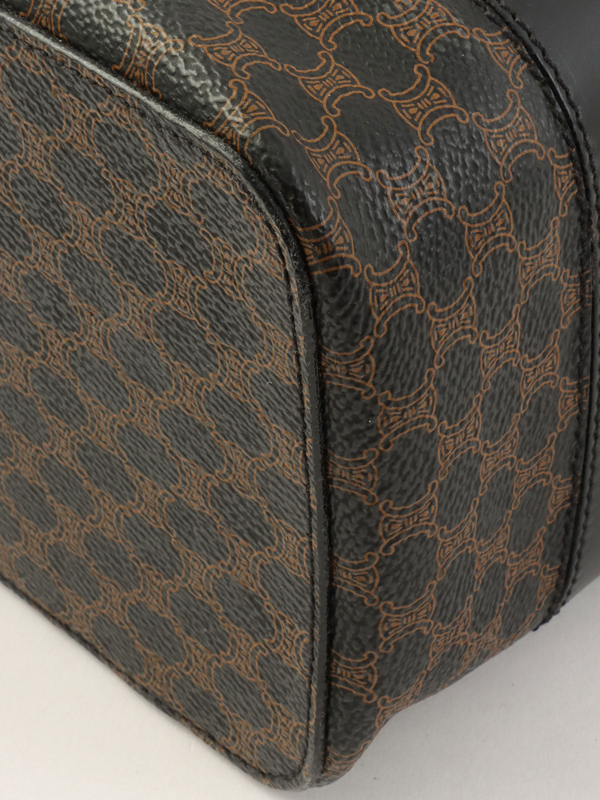 Macadam图案Logo缝线化妆包 棕色/黑色