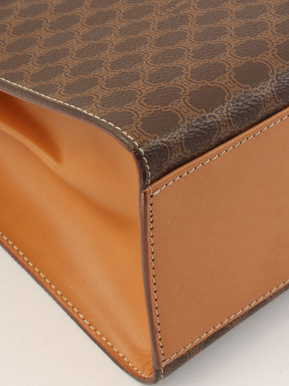 マカダムパターンターンロックロゴプレート2wayバッグ ブラウン