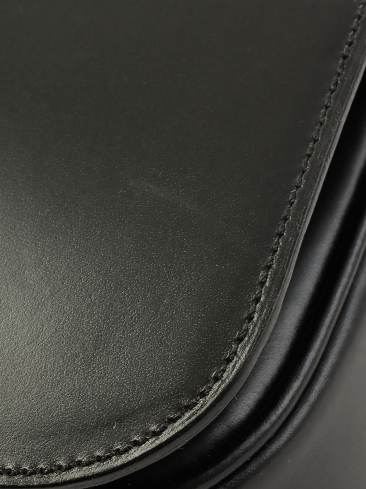 ホースキャリッジプレートショルダーバッグ ブラック