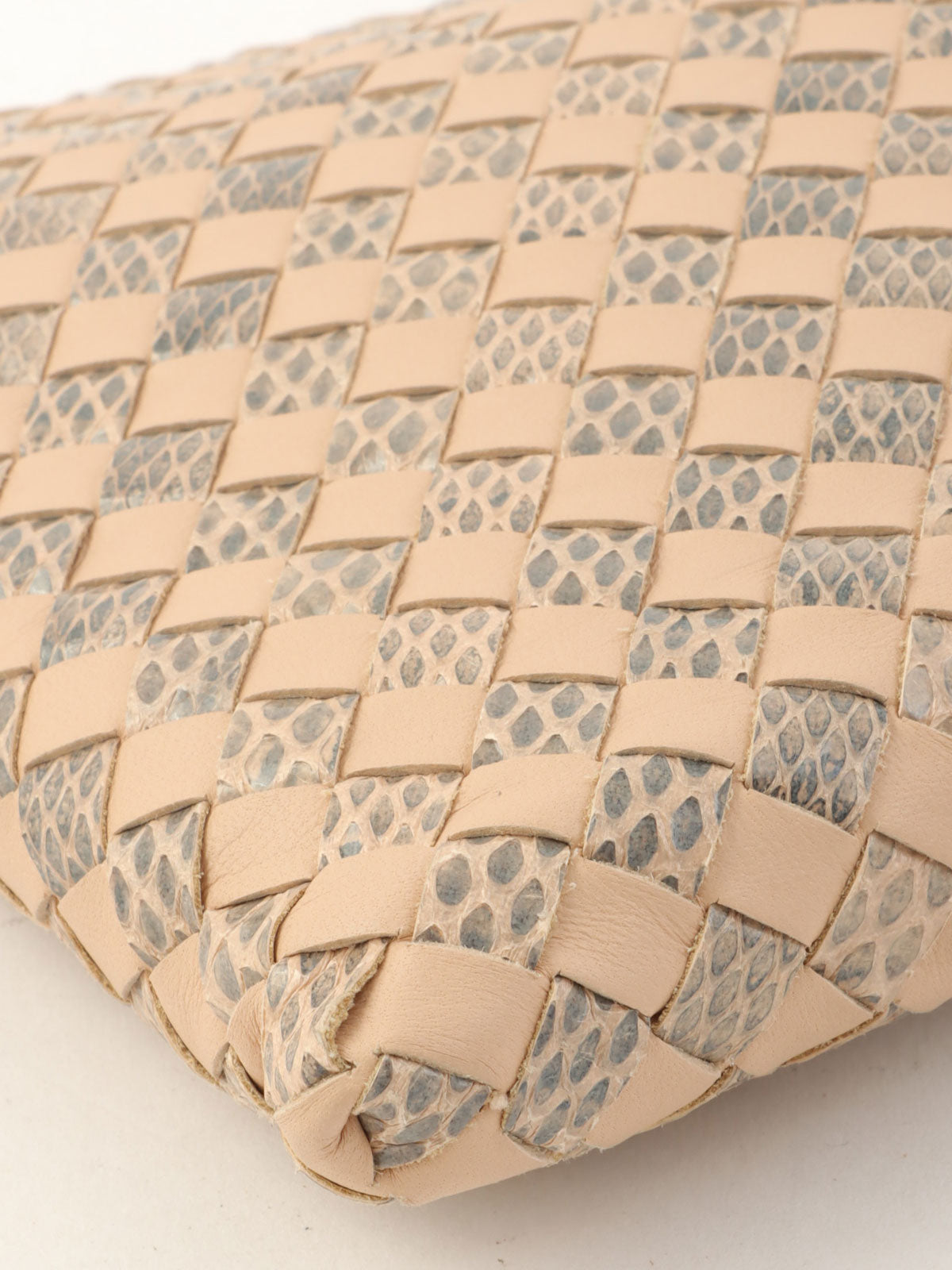 Intrecciato Chain Wallet Pink Beige