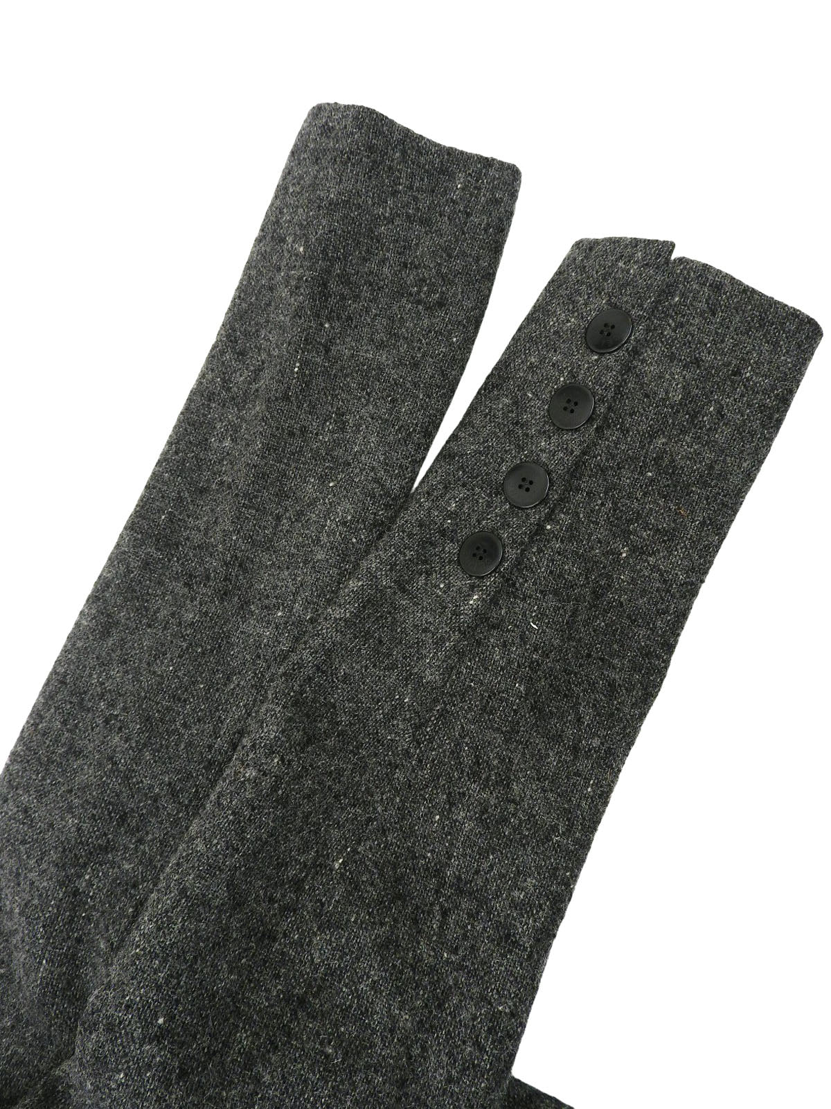Two-tone logo button set in gray/black