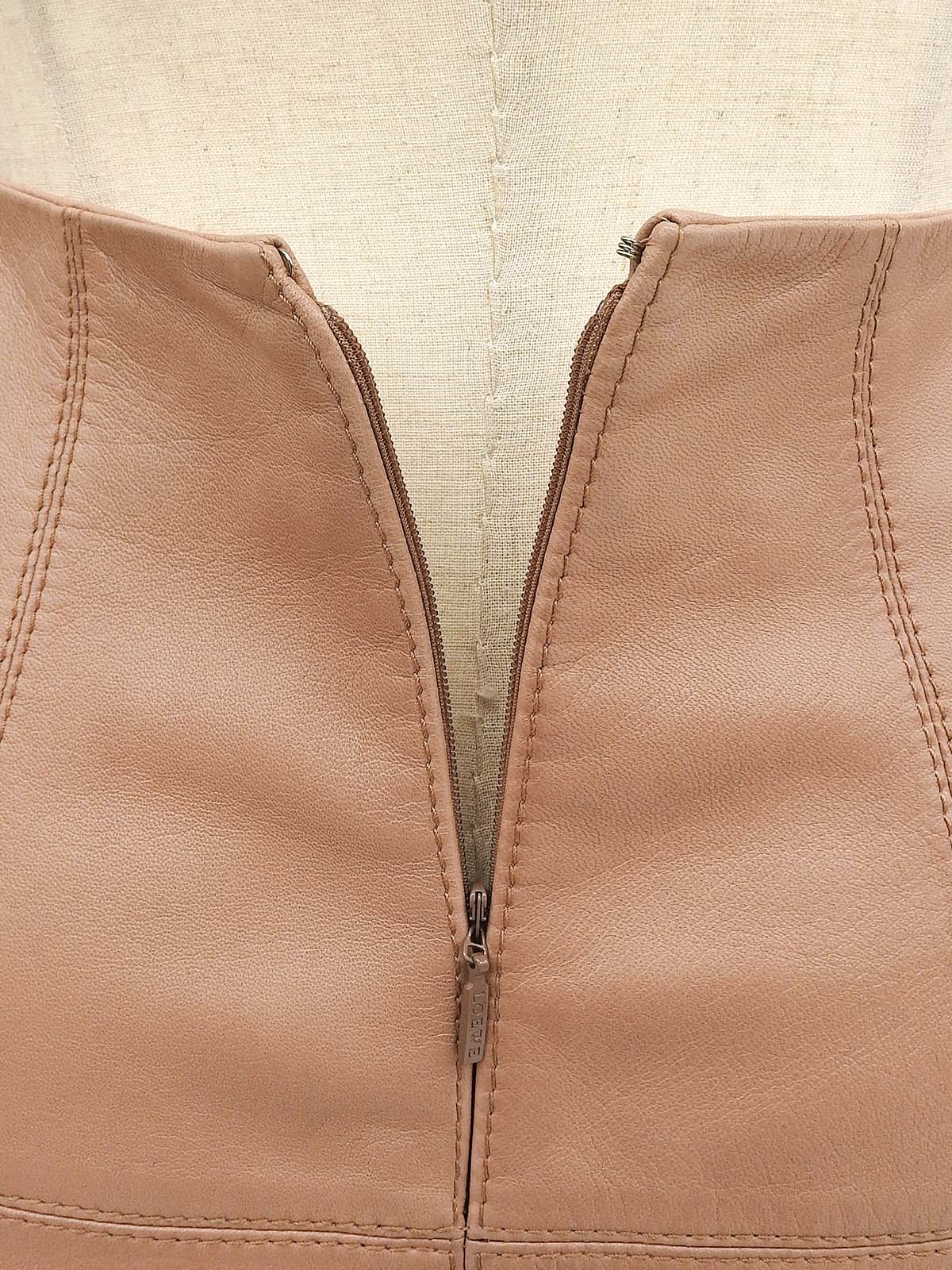 レザークロスステッチフレアスカート ピンク