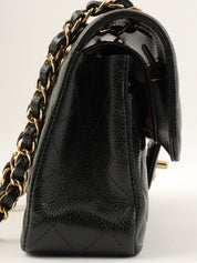 2021款鱼子酱纹经典翻盖链条包，23厘米，黑色