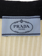 象牙色和黑色双色羊毛开衫