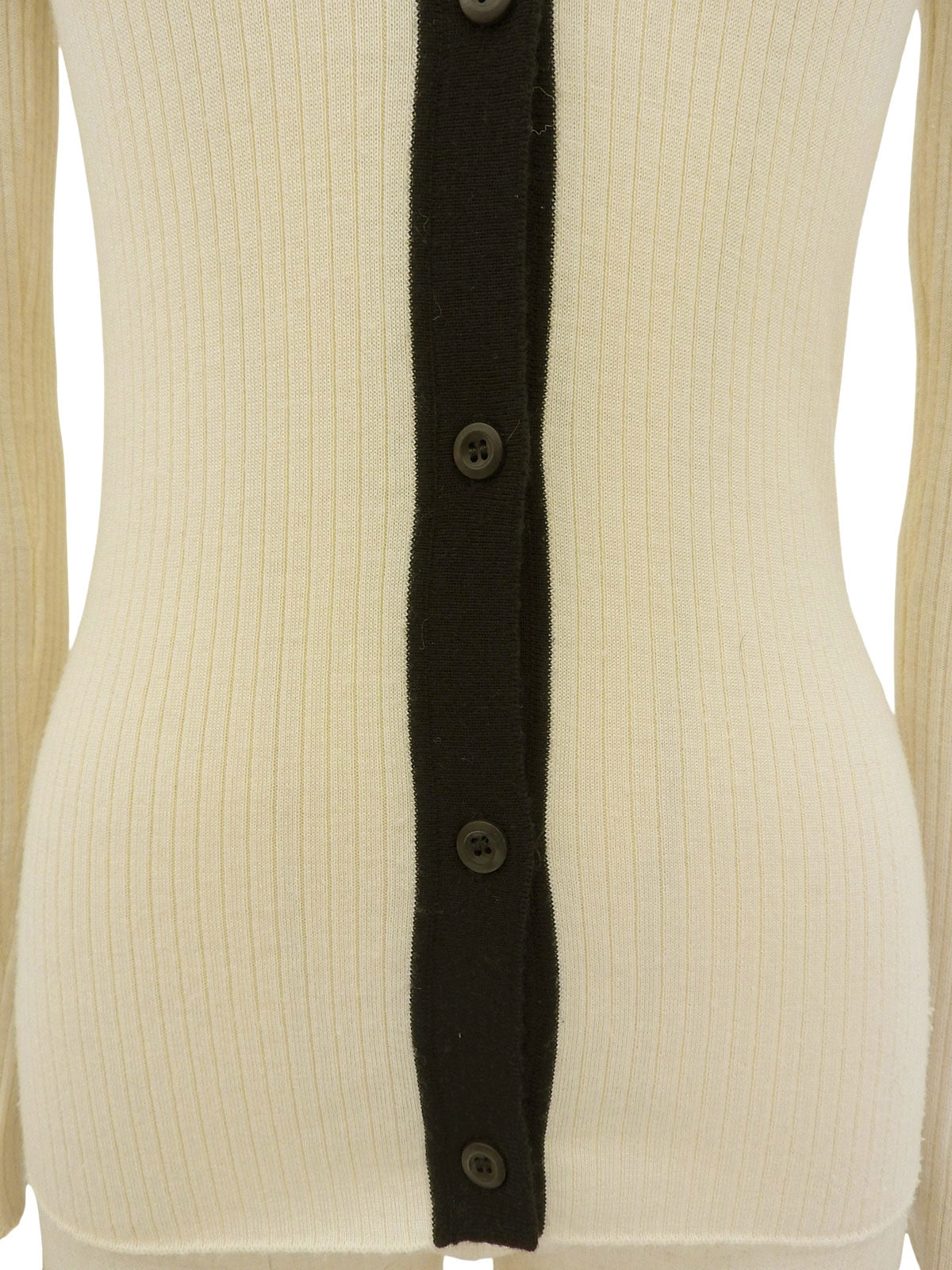 象牙色和黑色双色羊毛开衫