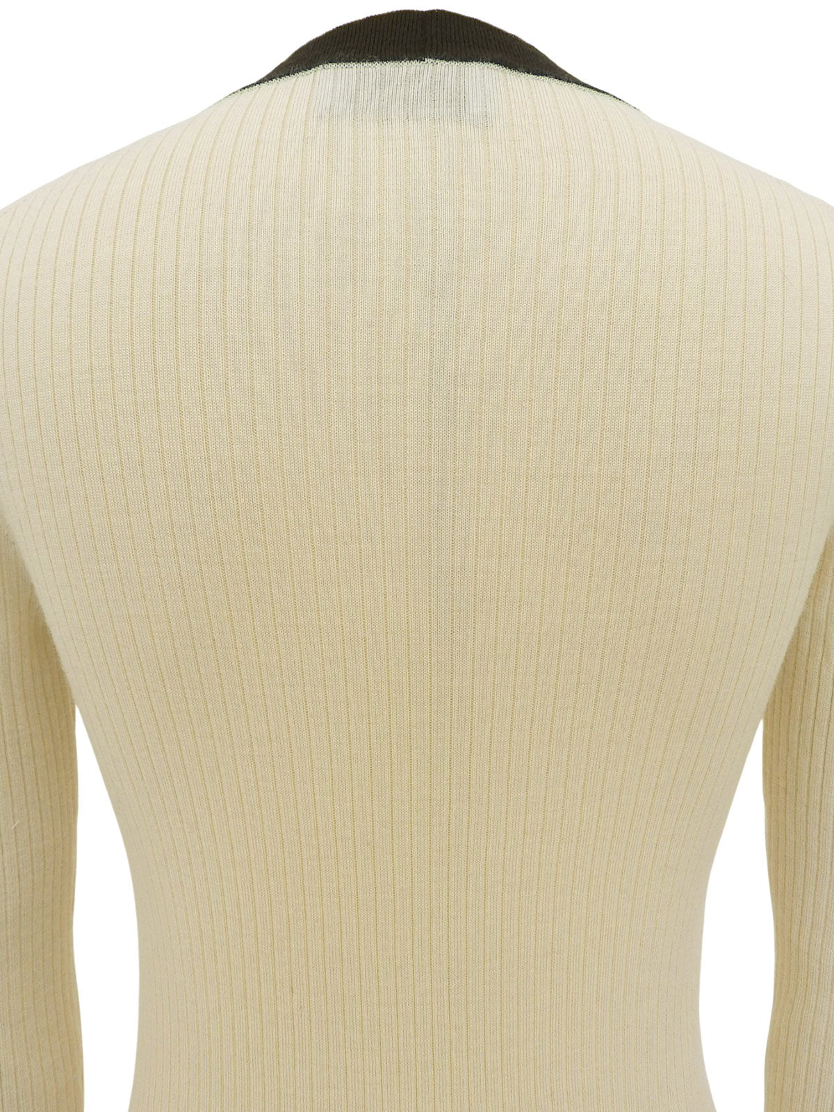 象牙色和黑色双色羊毛开衫