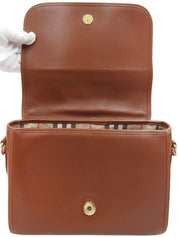 Brown logo plate shoulder bag
