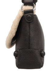 レザームートンコンビガンチーニプレートショルダーバッグ ブラック