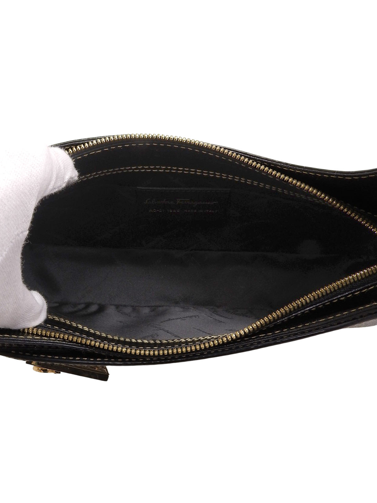 ガンチーニプレートワンショルダーバッグ ブラック