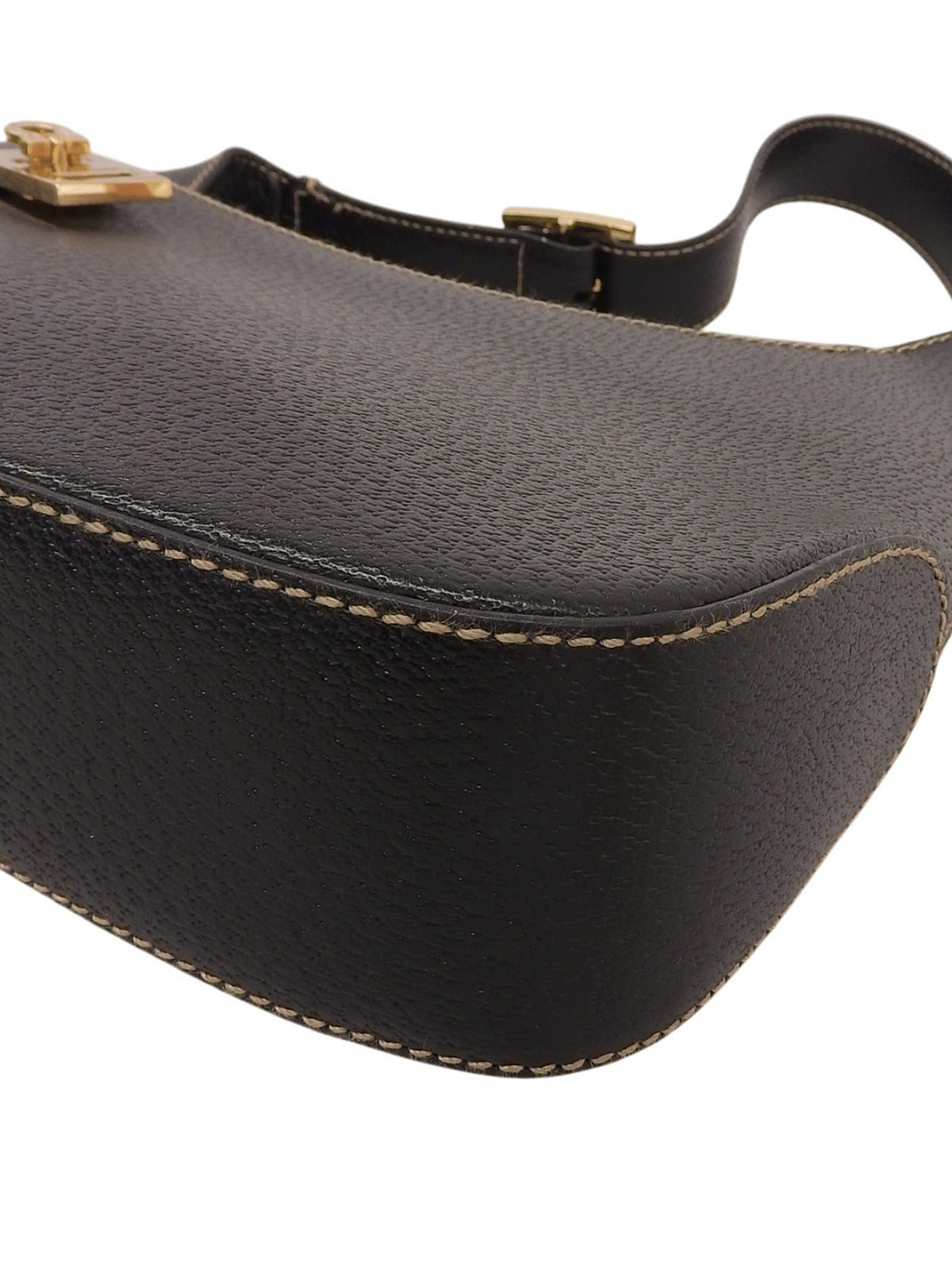 ガンチーニプレートワンショルダーバッグ ブラック