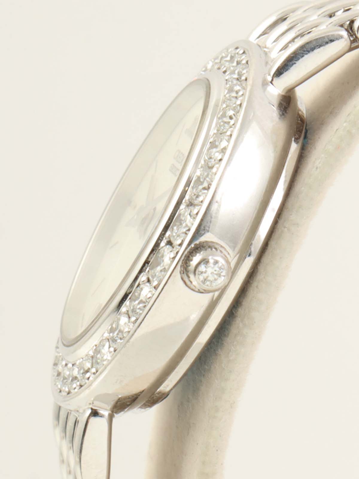 18K Diamond Oval Credor Silver