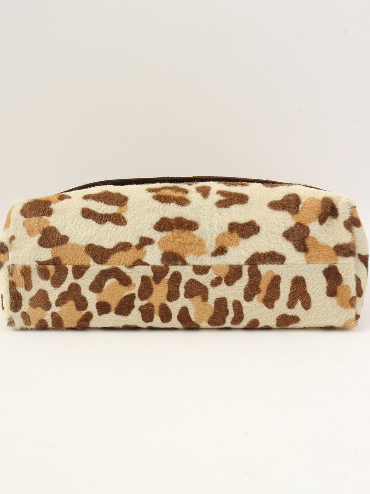 Harako Leopard Print Logo Plate Plastic Shoulder Bag in Ivory/Brown