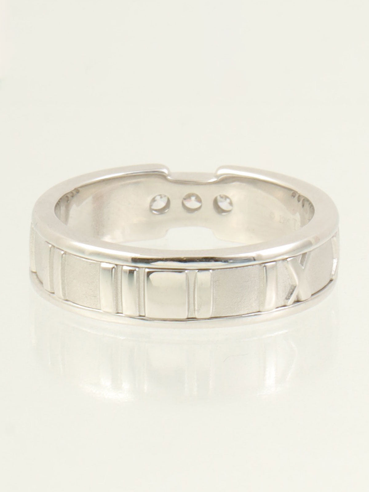 18K Diamond Atlas Ring in Silver