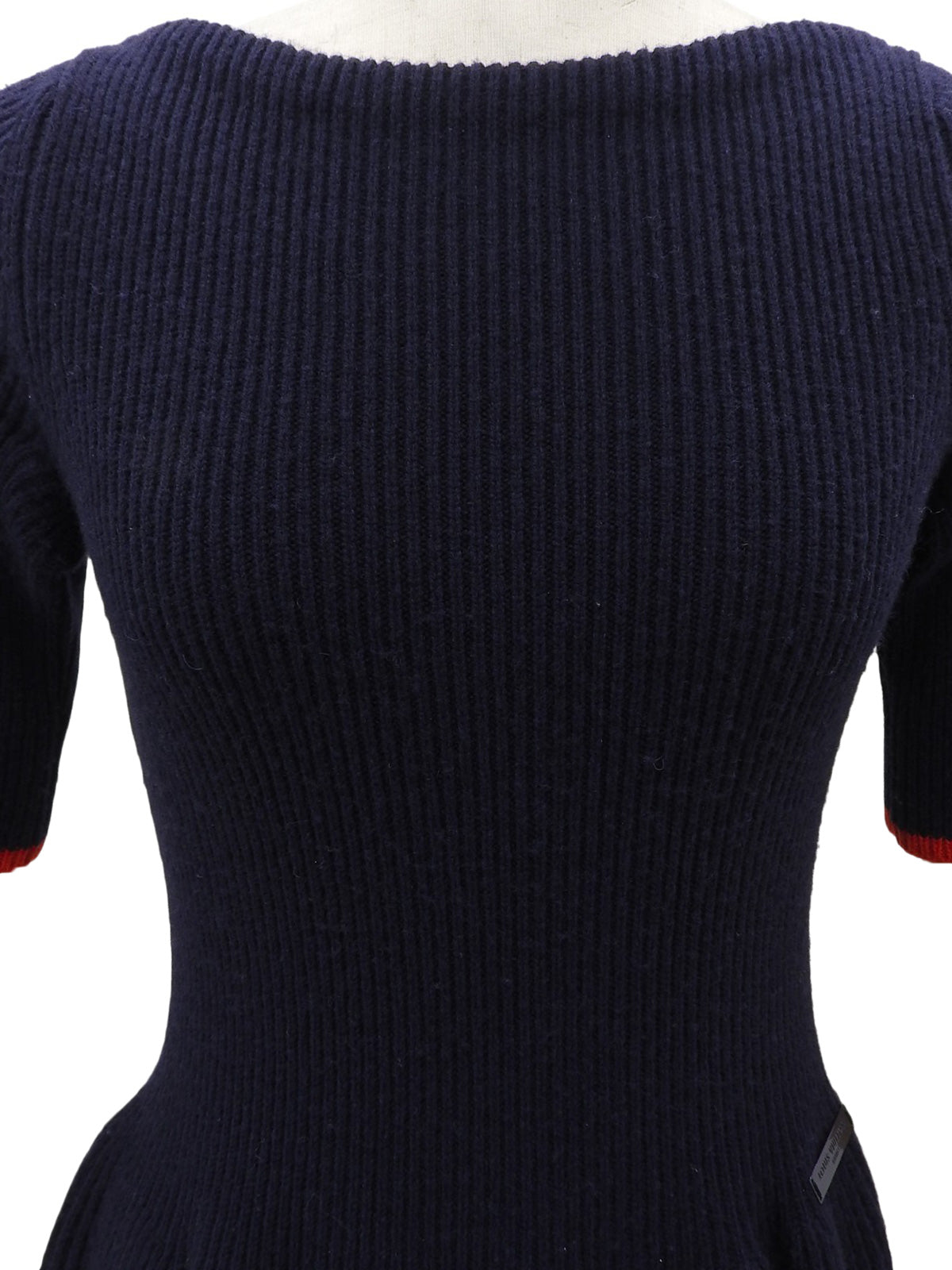 ロゴプレート半袖ニットワンピース ネイビー/レッド