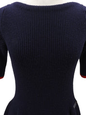 ロゴプレート半袖ニットワンピース ネイビー/レッド