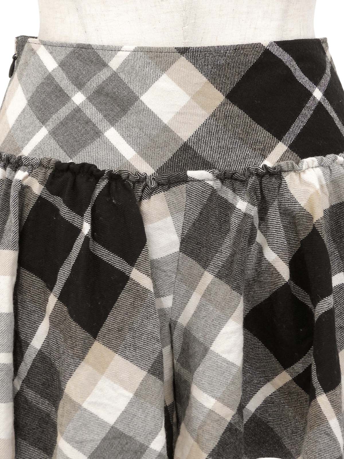 米色/黑色格纹荷叶边短裤