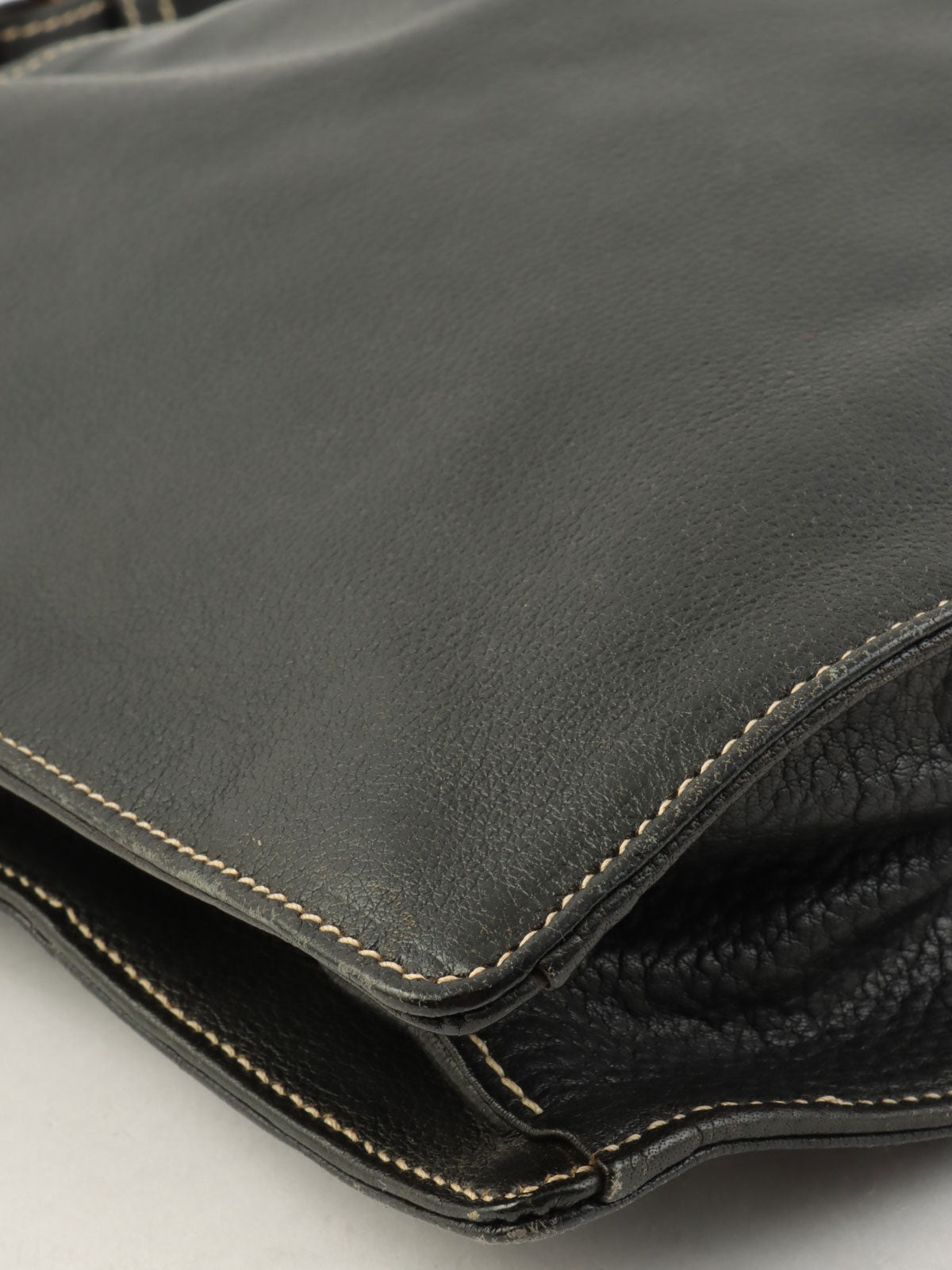 Logo Plate Shoulder Bag Black