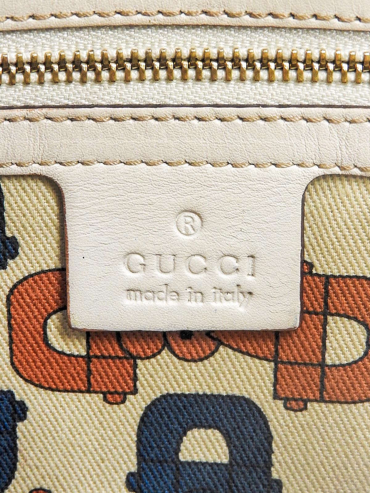 Guccissima 图案 Logo 饰板单肩包，米白色