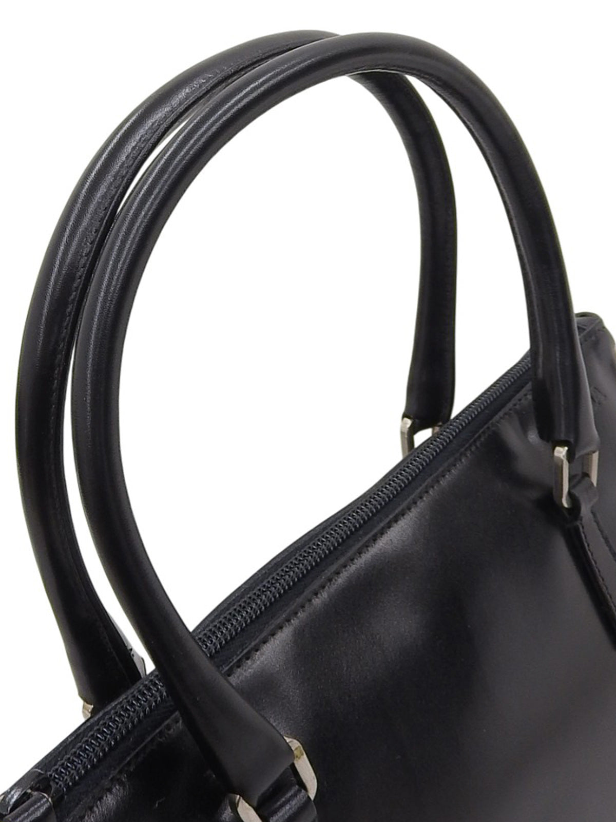 ロゴエンボスハンドバッグ ブラック