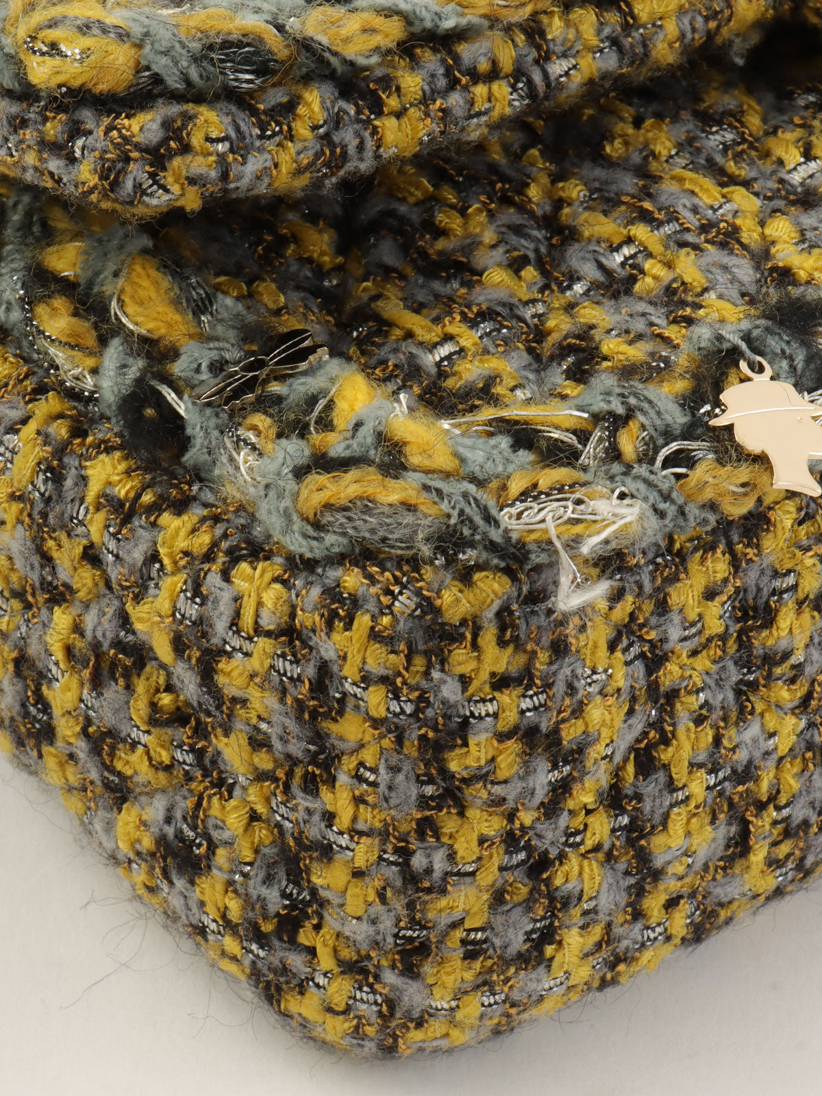 2017款 Tweed Icon Charm CC Turnlock 链条包，黄/灰/多色