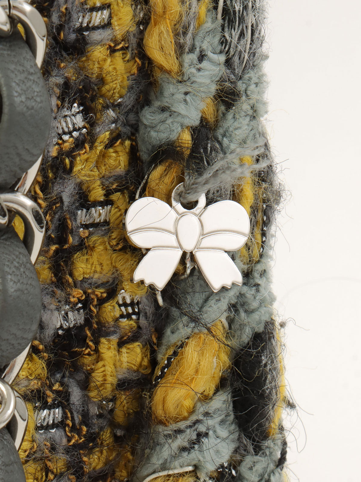 2017款 Tweed Icon Charm CC Turnlock 链条包，黄/灰/多色