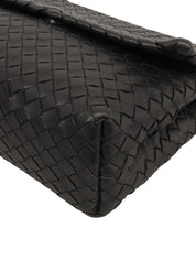 イントレチャートチェーンショルダーバッグ ブラック