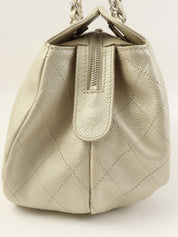 2010年頃製 キャビアスキンCCマークステッチチェーンショルダーバッグ メタリックホワイト