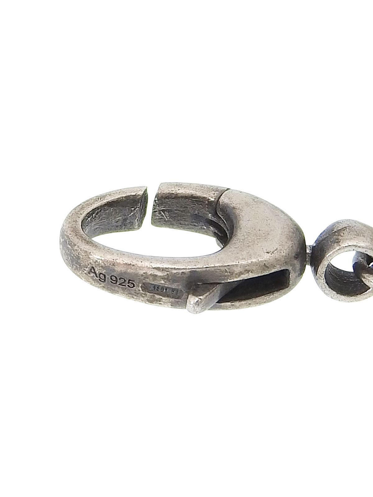 オーバルロゴネックレス ガーネット