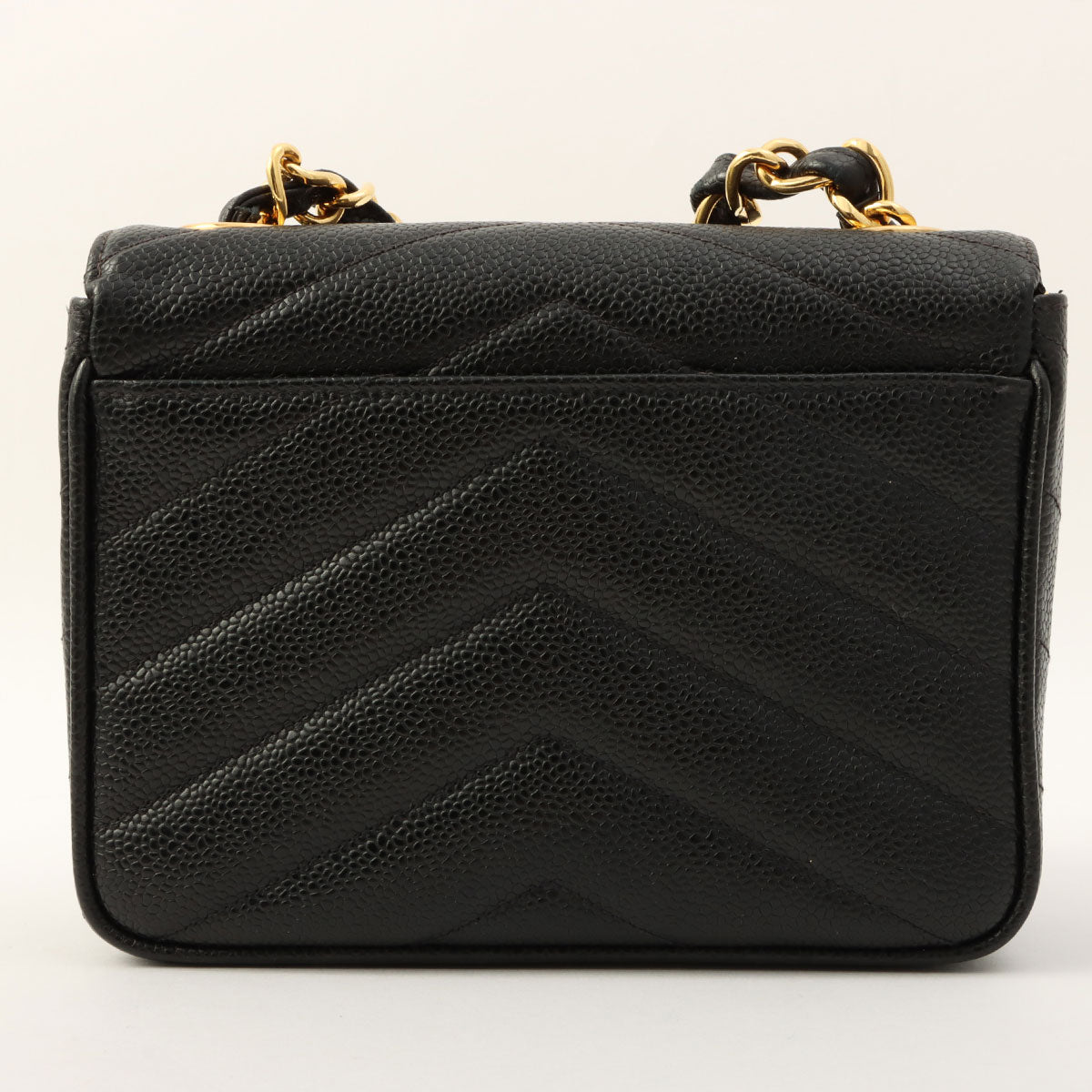 Circa 1995 Caviar Skin V-Stitch CC Turnlock Shoulder Bag Black