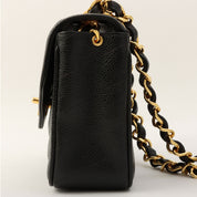 Circa 1995 Caviar Skin V-Stitch CC Turnlock Shoulder Bag Black