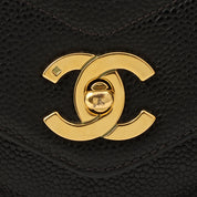 Circa 1995 Caviar Skin V-Stitch CC Turnlock Shoulder Bag Black
