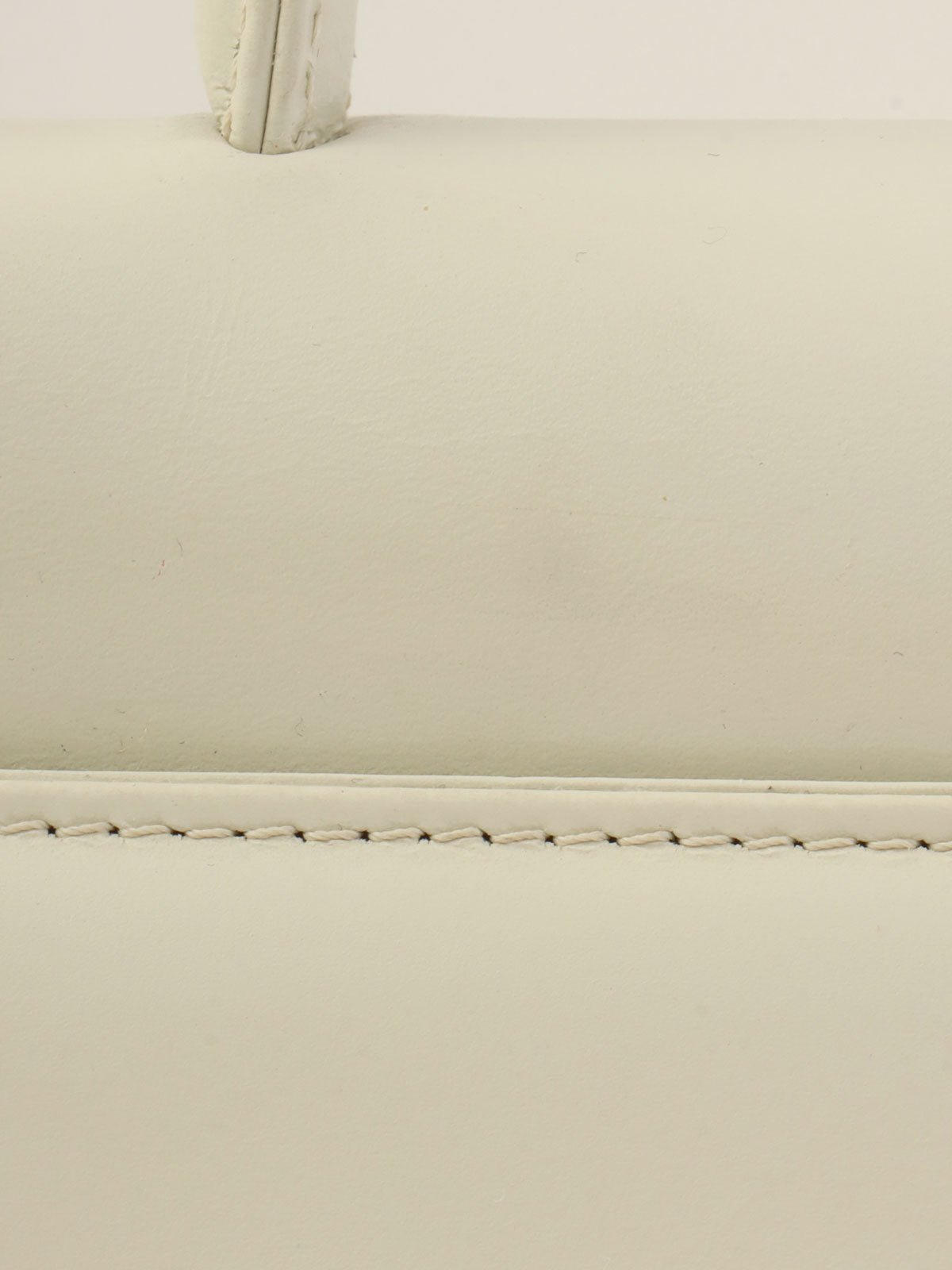 ロゴプレート2wayバッグ オフホワイト