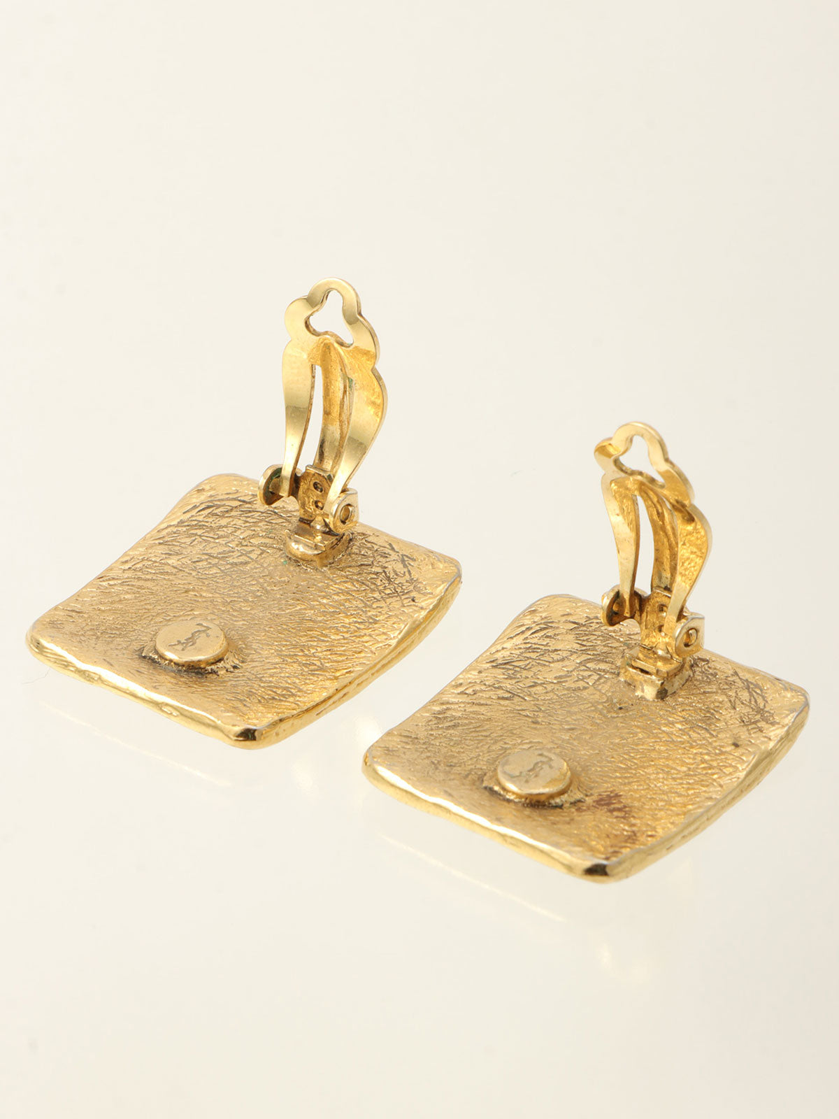 Square Logo Plate Earrings Gold