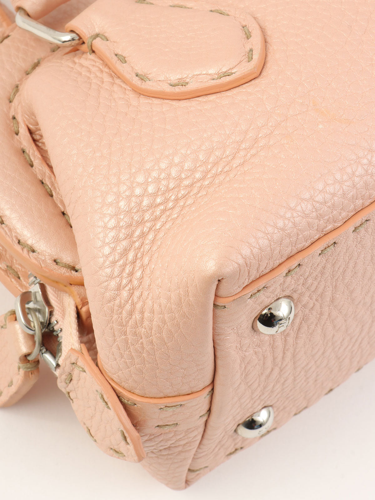 ロゴプレートハンドバッグ ピンク