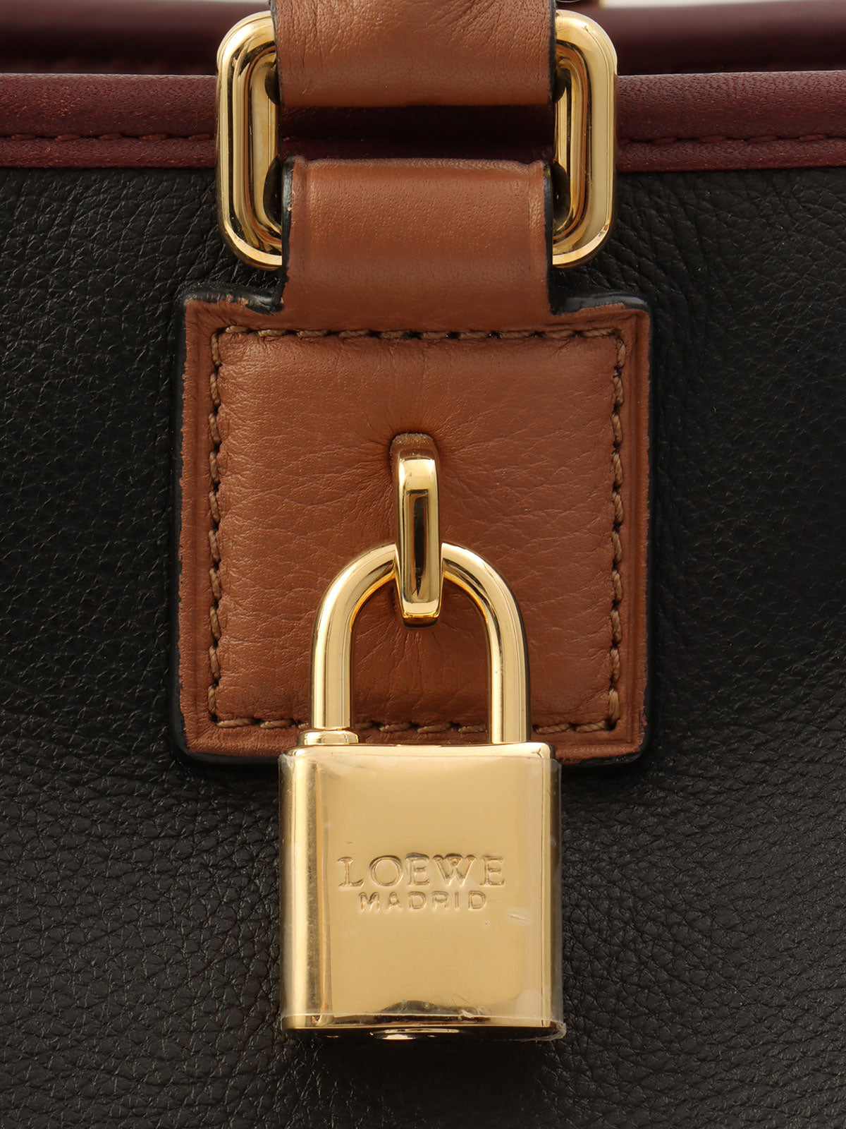 Anagram Amazona Boston Bag Black/Bordeaux/Brown