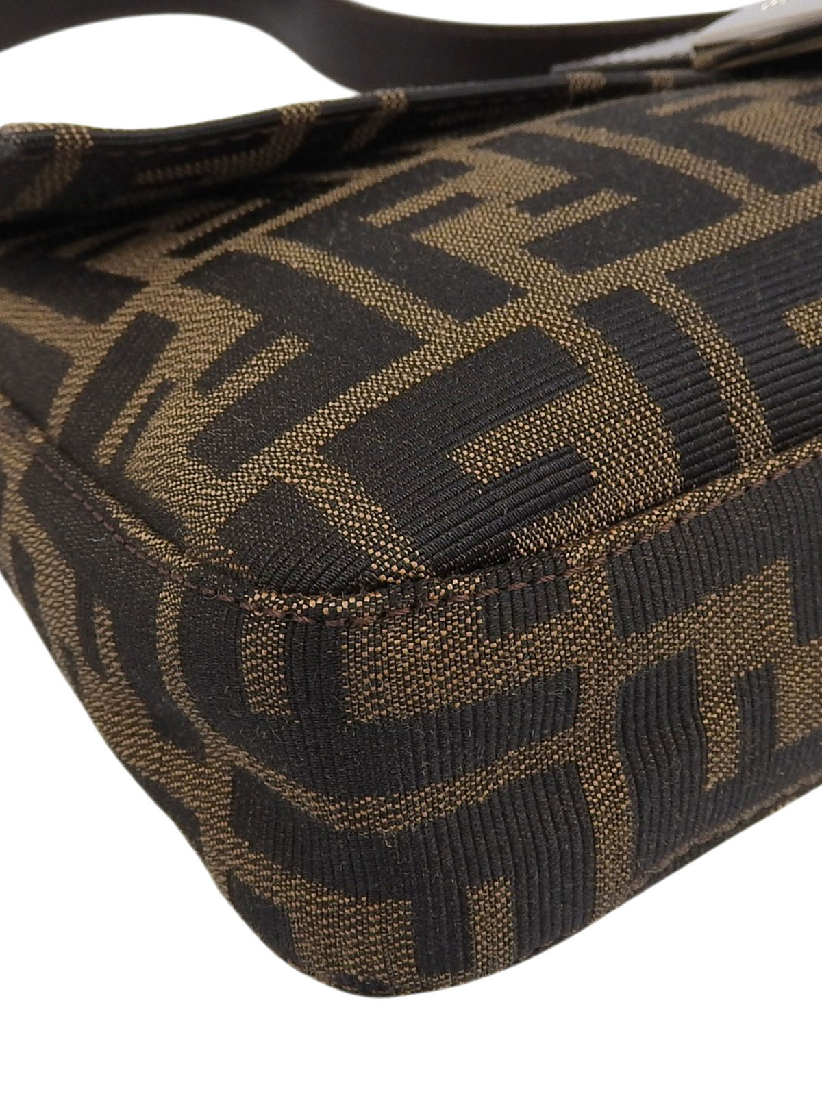 FF Zucca 图案妈妈水桶棕色