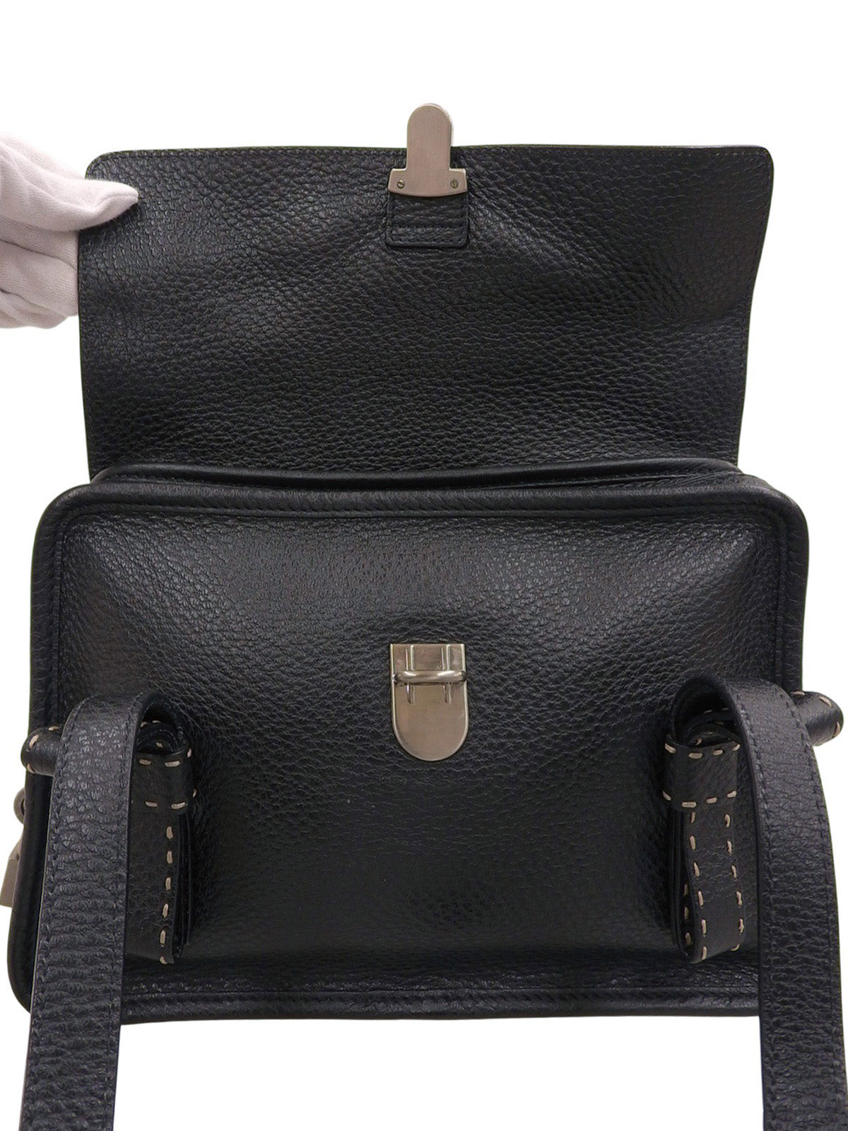 Logo Plate Ribbon Motif Bag Black
