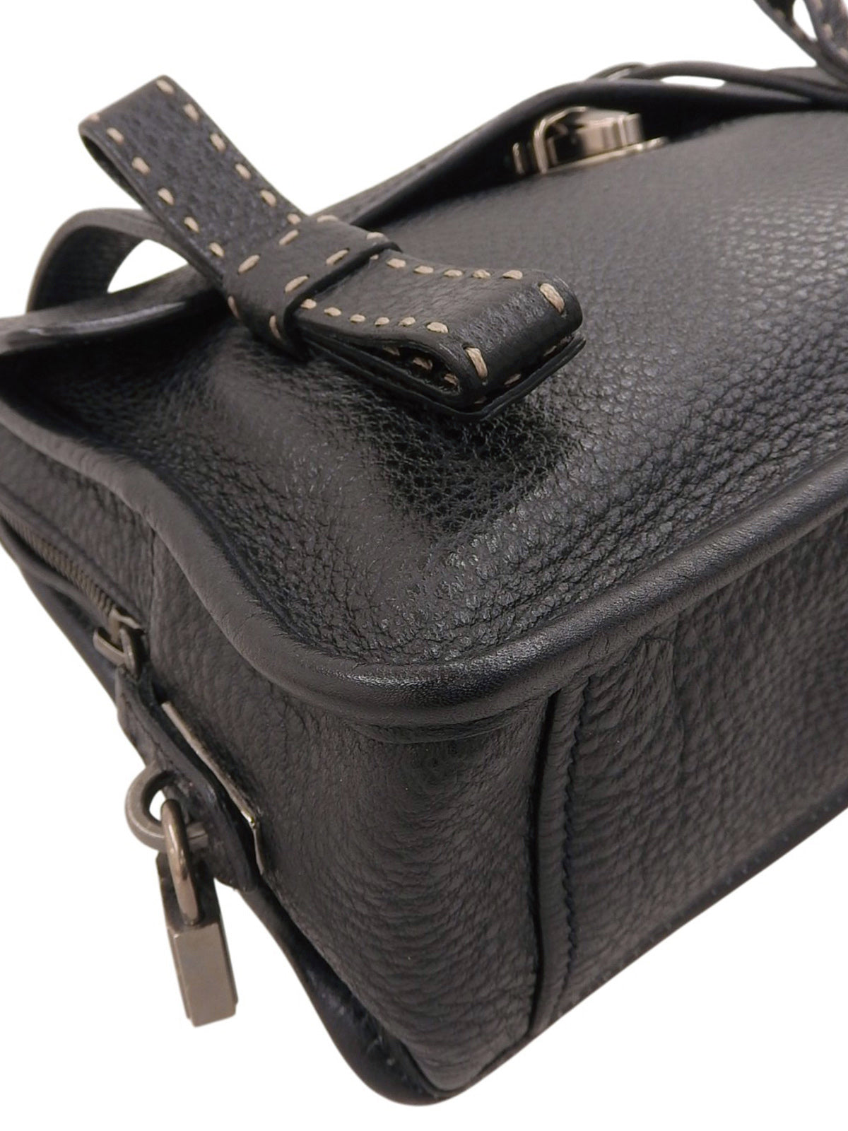 Logo Plate Ribbon Motif Bag Black