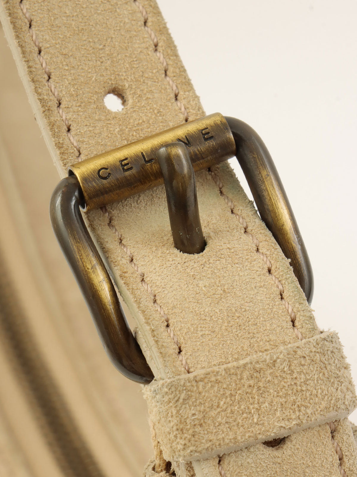 スエードマカダムデザインハンドバッグ ベージュ