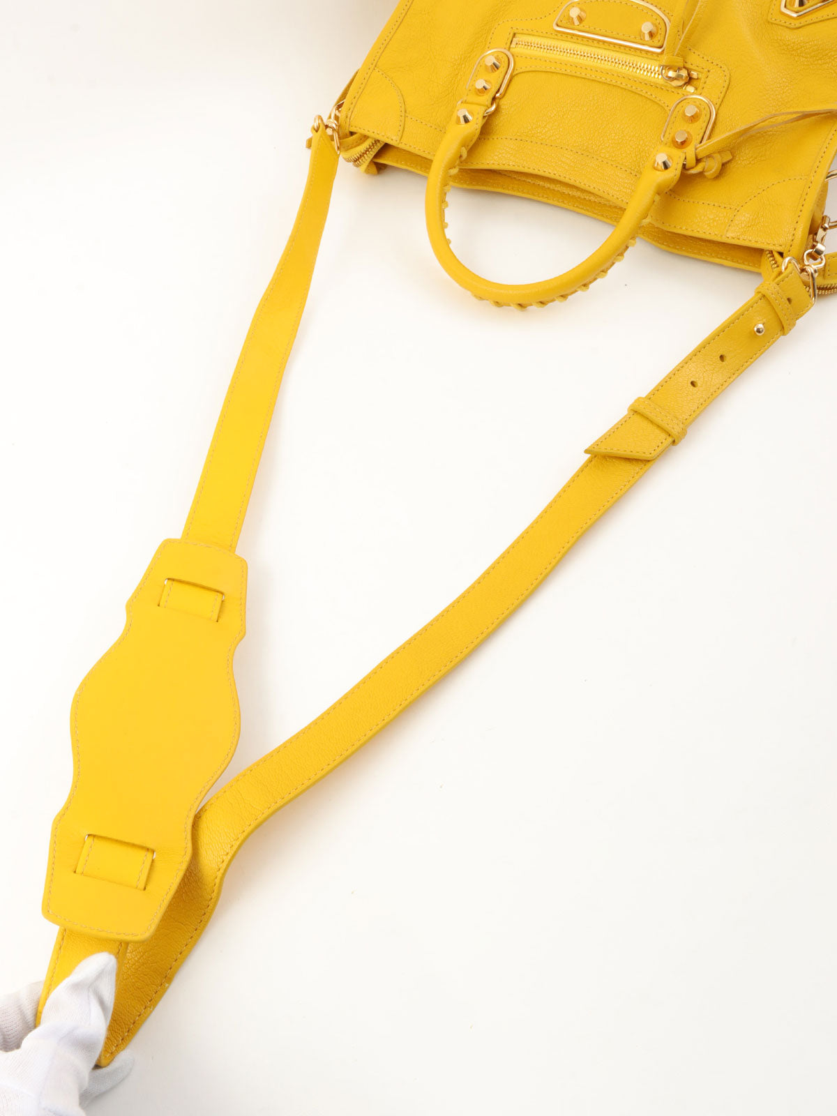 ネオクラシックシティ イエロー