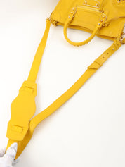 ネオクラシックシティ イエロー