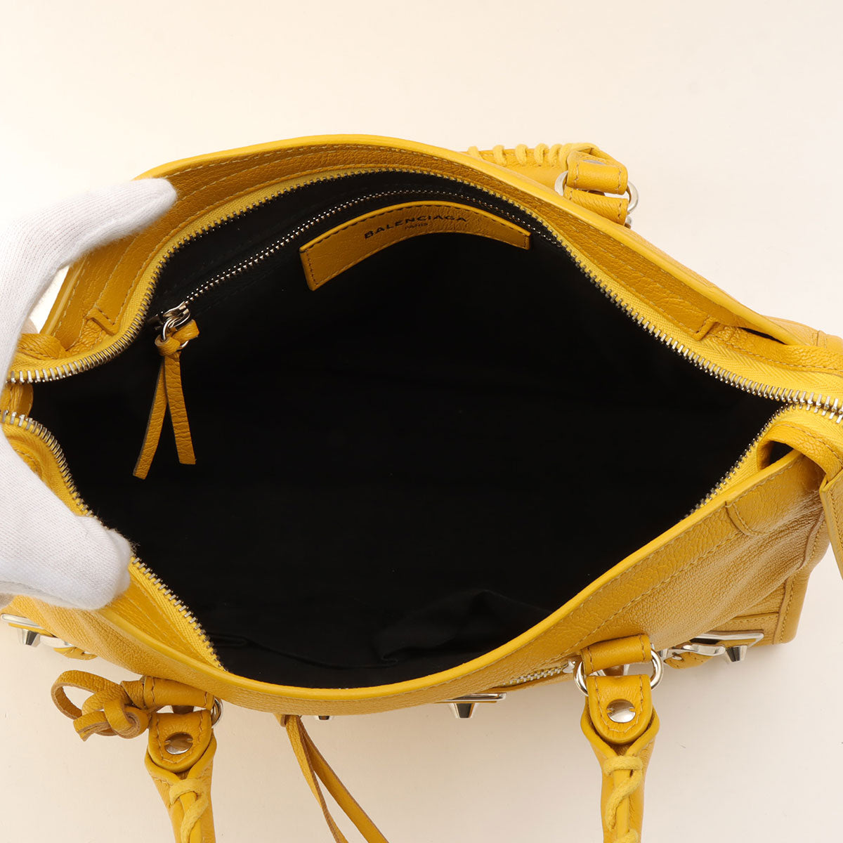 Neo Classic City Yellow