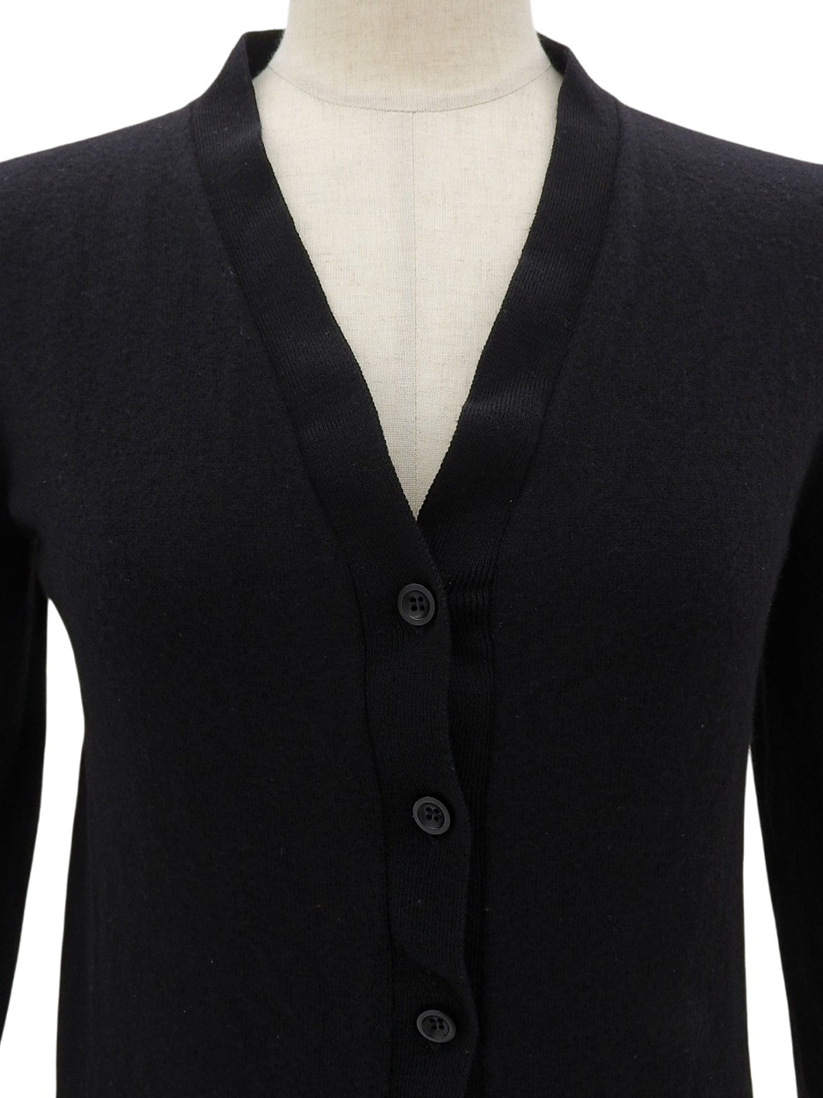 Wool cardigan in black